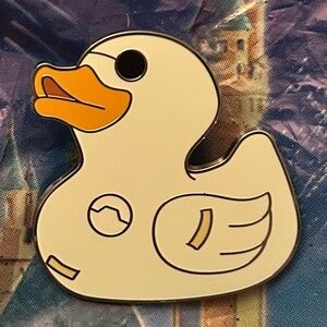 Disney trading pin duck